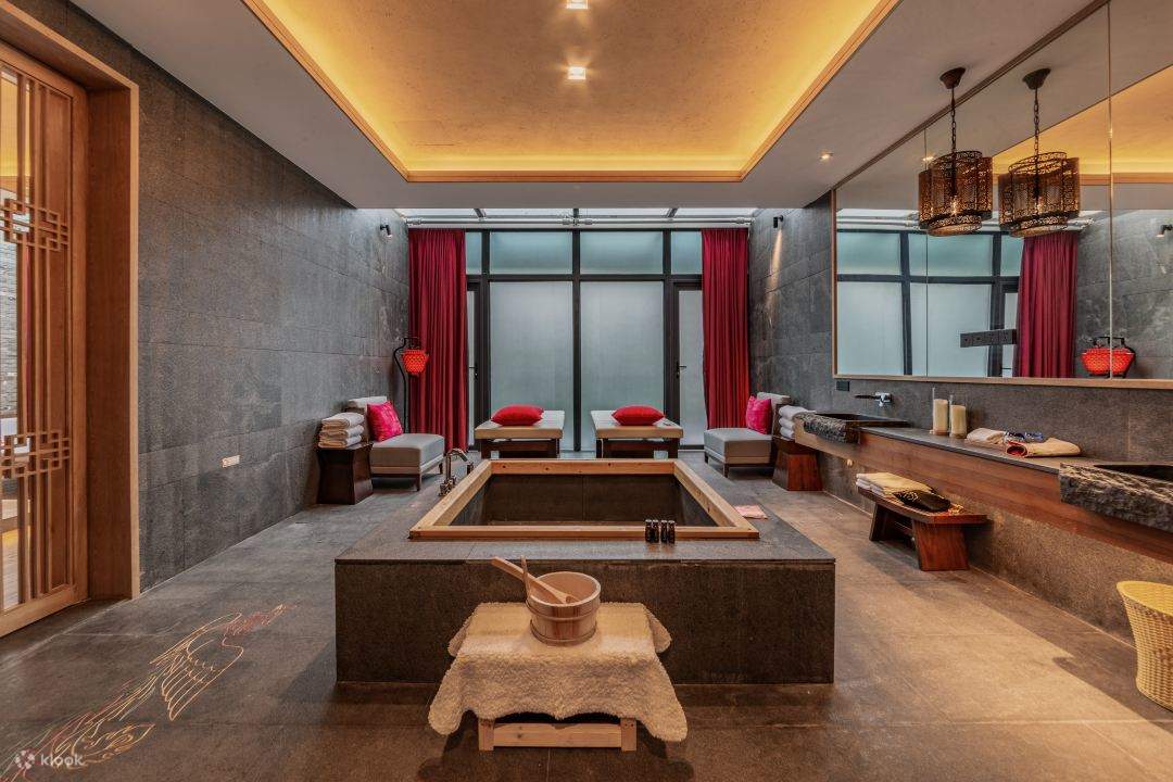 [Di dalam Bandar Purba Gankeng/Terus sampai ke Futian Port Line 10] Shenzhen OCT Gankeng Ancient Town - Pakej Penginapan Hotel Phoenix Hakka